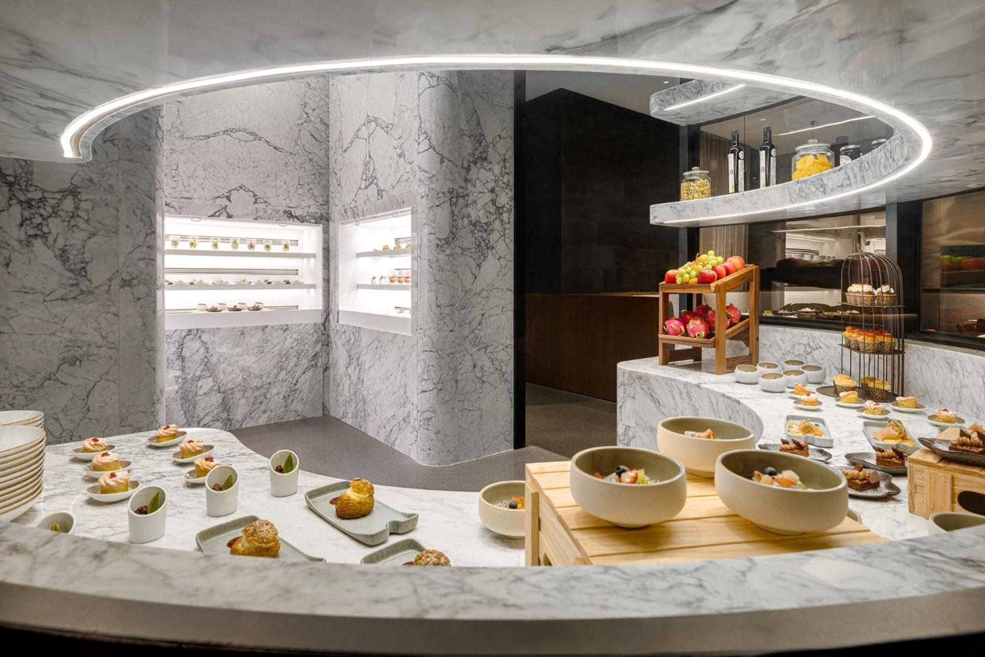 Intercontinental Kaohsiung By Ihg Hotel ภายนอก รูปภาพ The interior of the lounge
