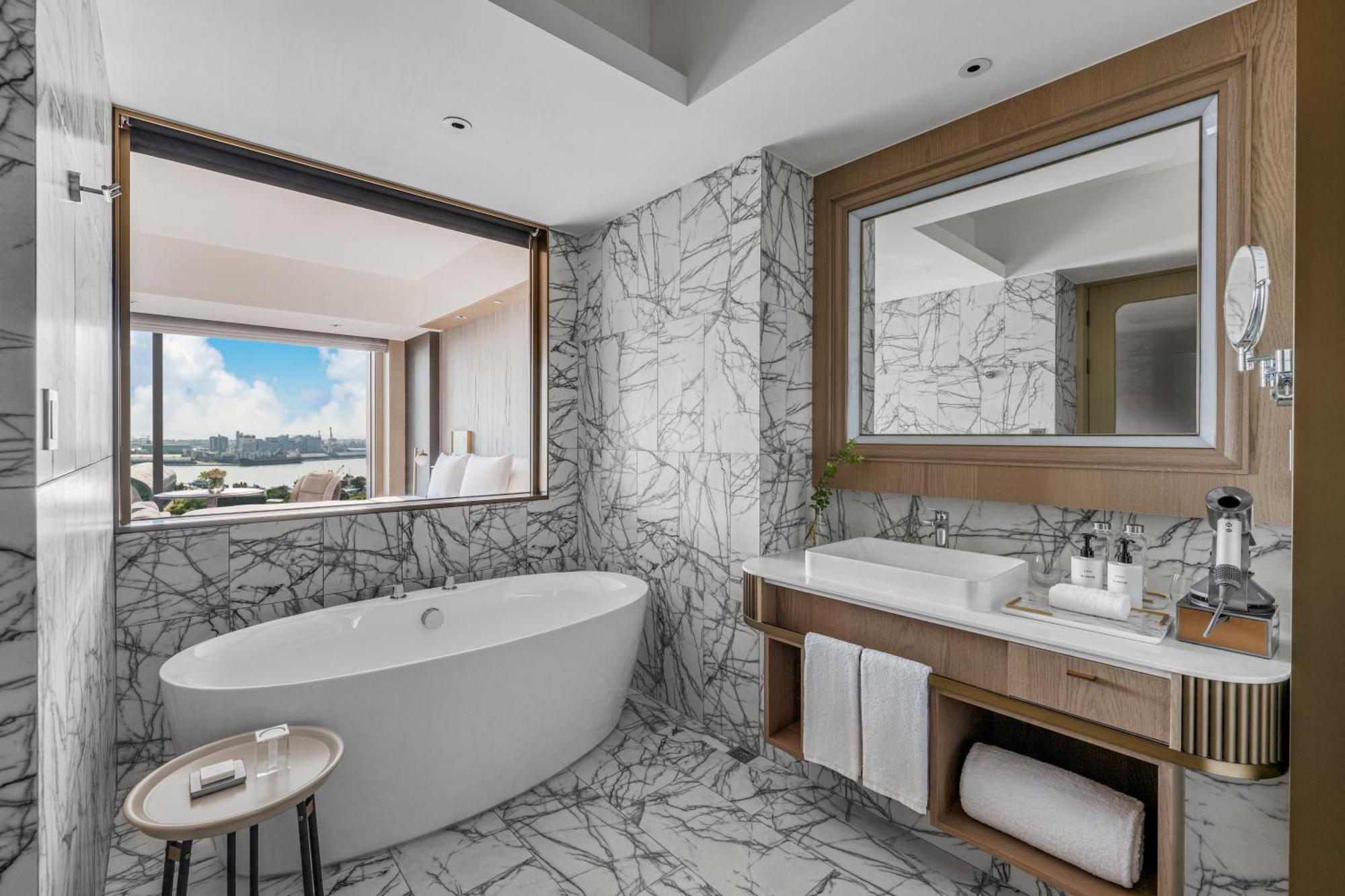 Intercontinental Kaohsiung By Ihg Hotel ห้อง รูปภาพ Bathroom